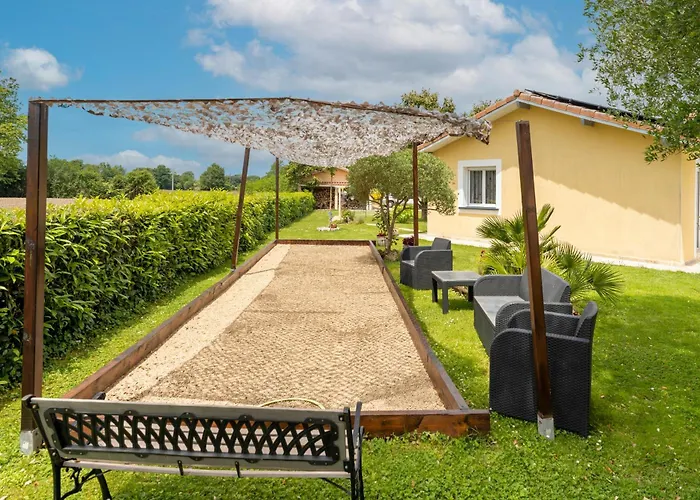 D Exception 3 Etoiles * Clermont (Landes)